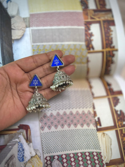 “Indrani” - Let the Fusion of two States shine through these earrings.