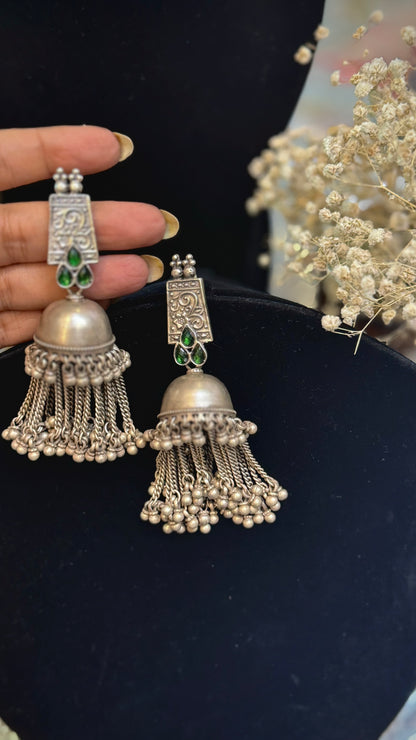 “Sitara” - Graceful, Timeless, and Captivating Jhumka