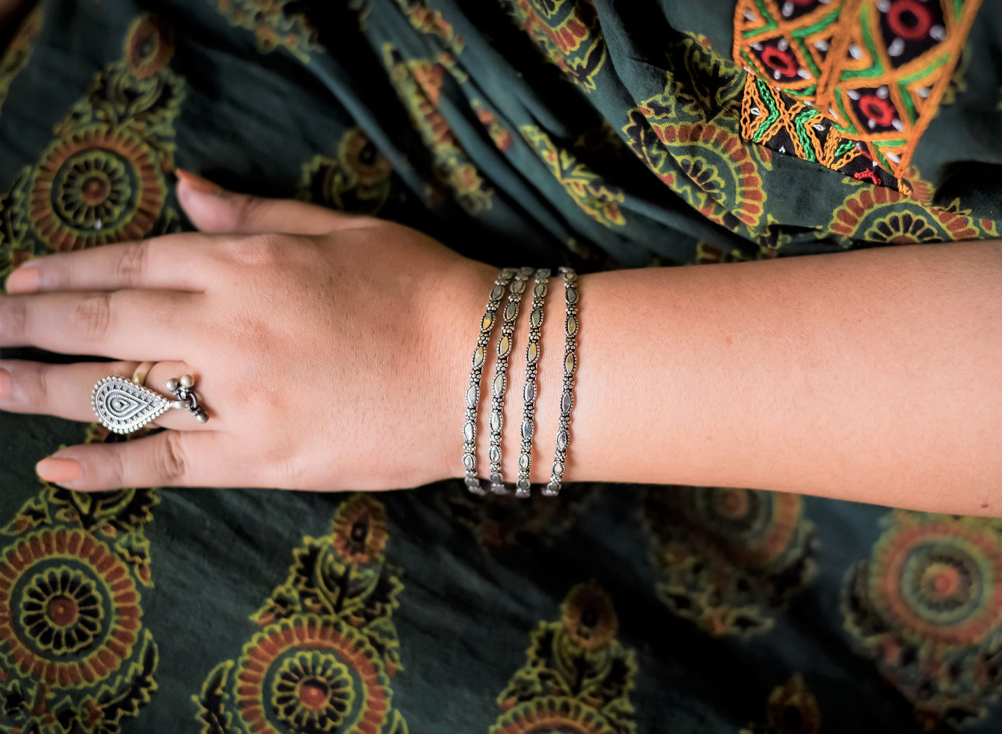 Kiran - Silver Bangle (Pair)